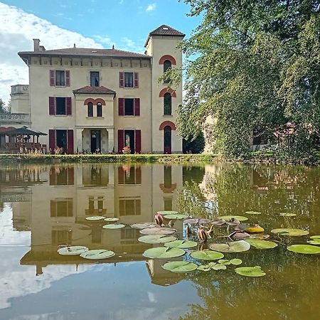 Domaine De Marchal - Chambres Et Table D'Hotes Celles-Sur-Durolle Exteriör bild