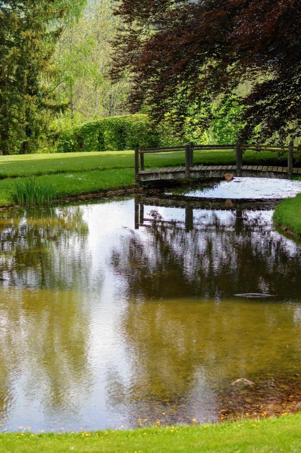 Domaine De Marchal - Chambres Et Table D'Hotes Celles-Sur-Durolle Exteriör bild